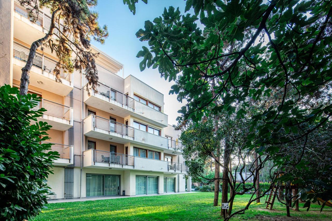 Residence Airone リニャーノ・サッビアドーロ エクステリア 写真