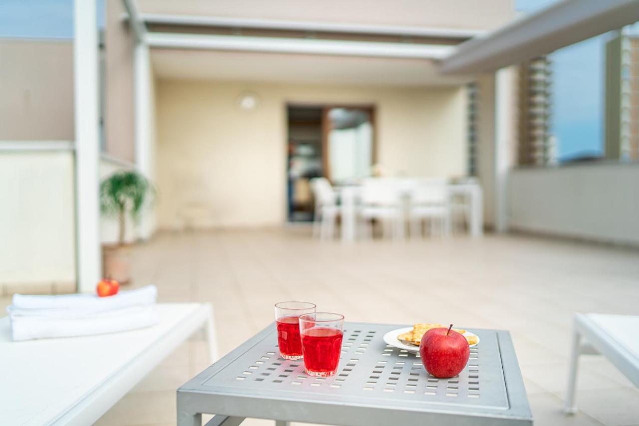 Residence Airone リニャーノ・サッビアドーロ エクステリア 写真