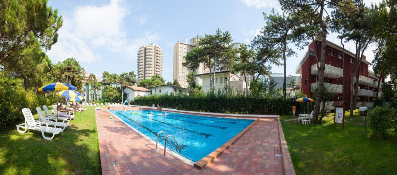 Residence Airone リニャーノ・サッビアドーロ エクステリア 写真
